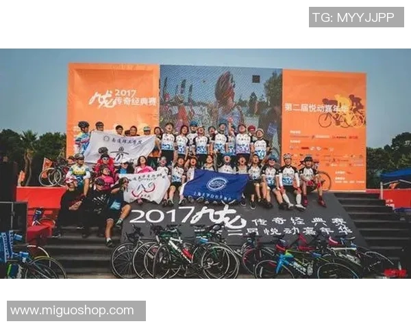 广州恒大迎战南华球队巅峰对决球迷期待精彩赛事再续传奇 广州恒大迎战南华球队巅峰对决球迷期待精彩赛事再续传奇